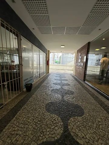 Alugo sala de 30 metros na Champangnat .