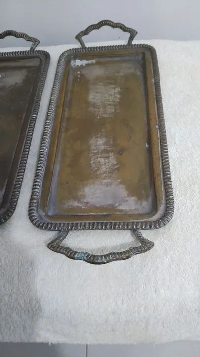 Bandejas antigas de metal espessuradas a prata , Meridional. - Foto 2