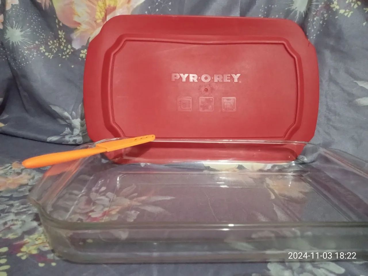 Travessa de Vidro com tampa