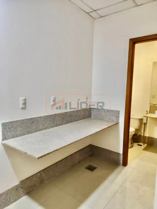 Ampla Loja Comercial em Barbados - Foto 4