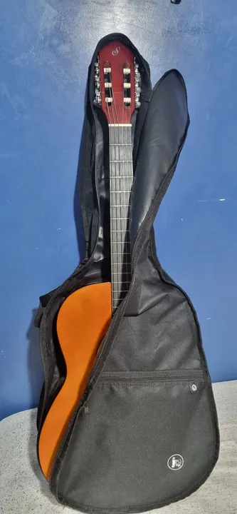 Guitarra Acústica com Case - Ótima para Iniciantes!