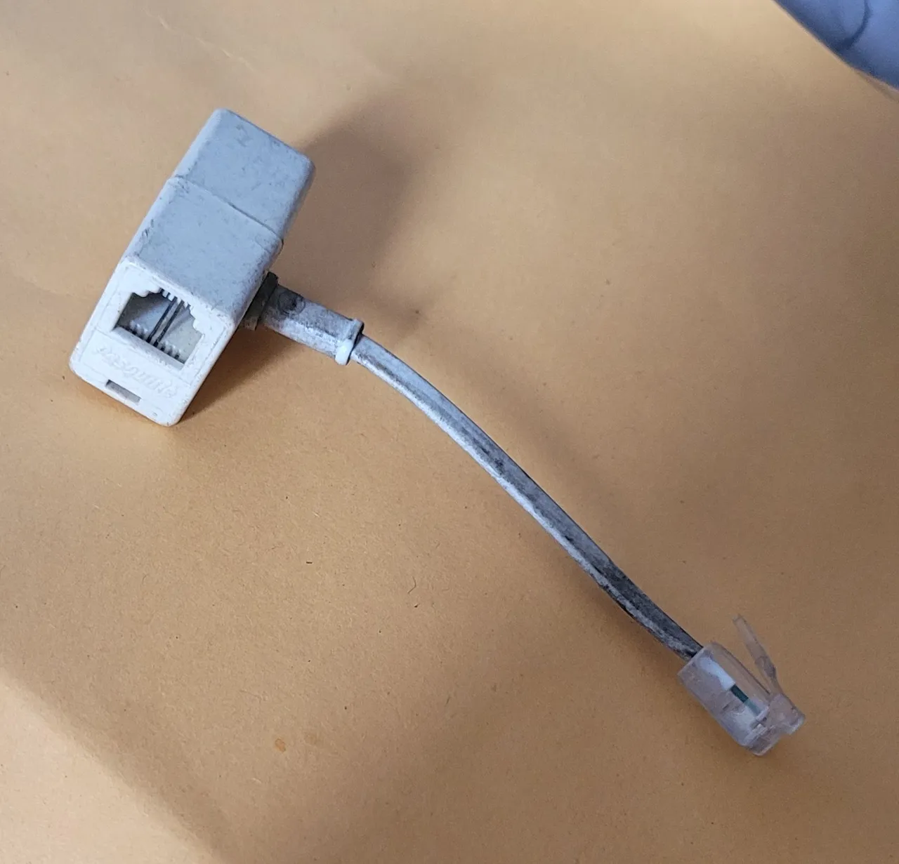 Conector RJ11 para telefone fixo