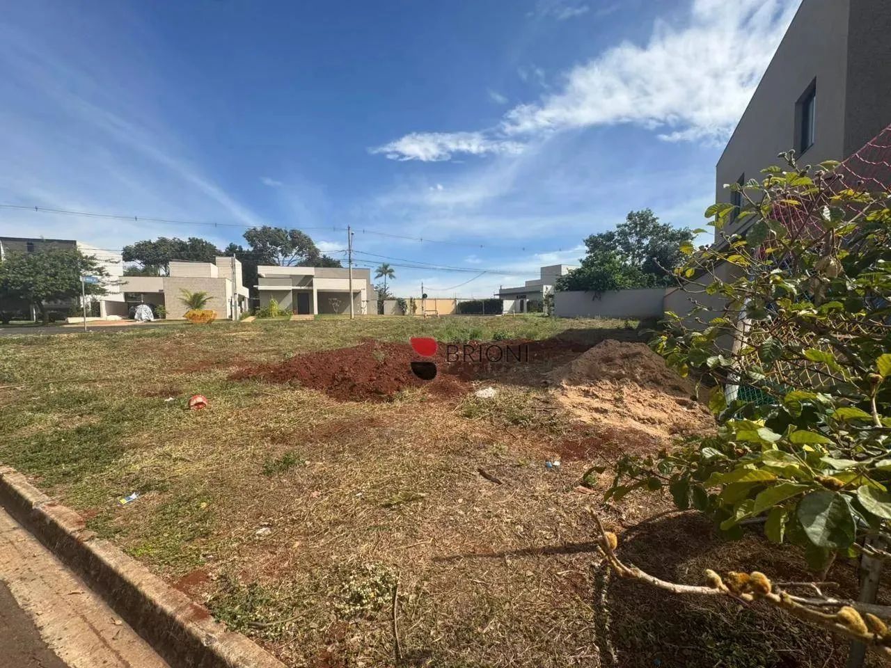 Terreno à venda, com 416m², no Portal da Mata em Ribeirão Preto/SP I Imobiliária Brioni im