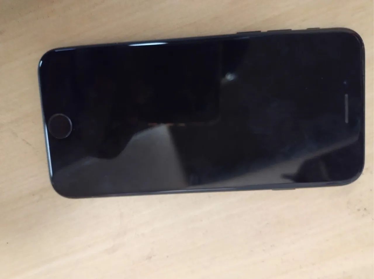 iPhone SE segunda geração sem muitas marcas de uso  - Foto 3