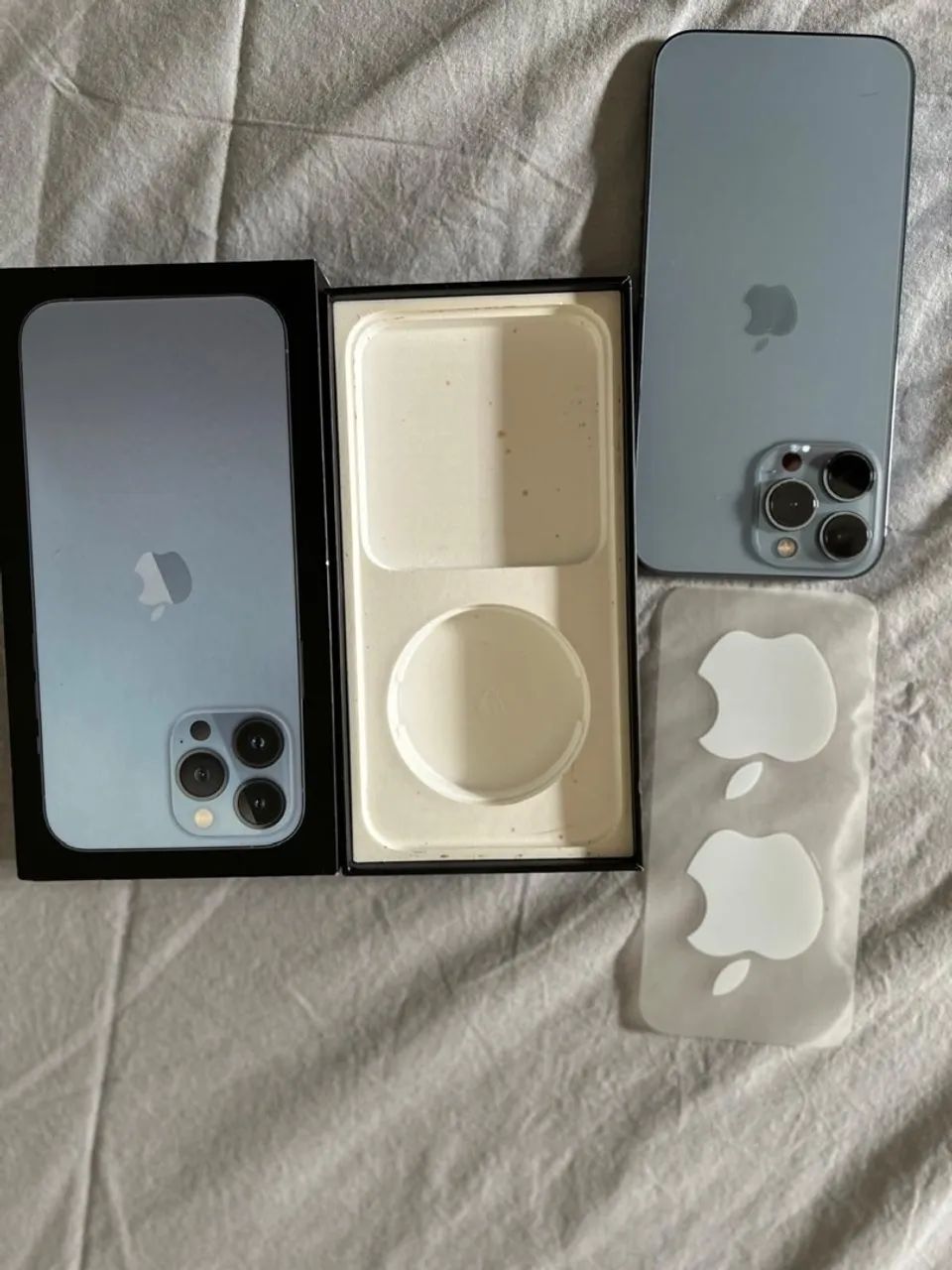 iPhone 13pro max, 256Gb. Todo original (nunca aberto). Com capa