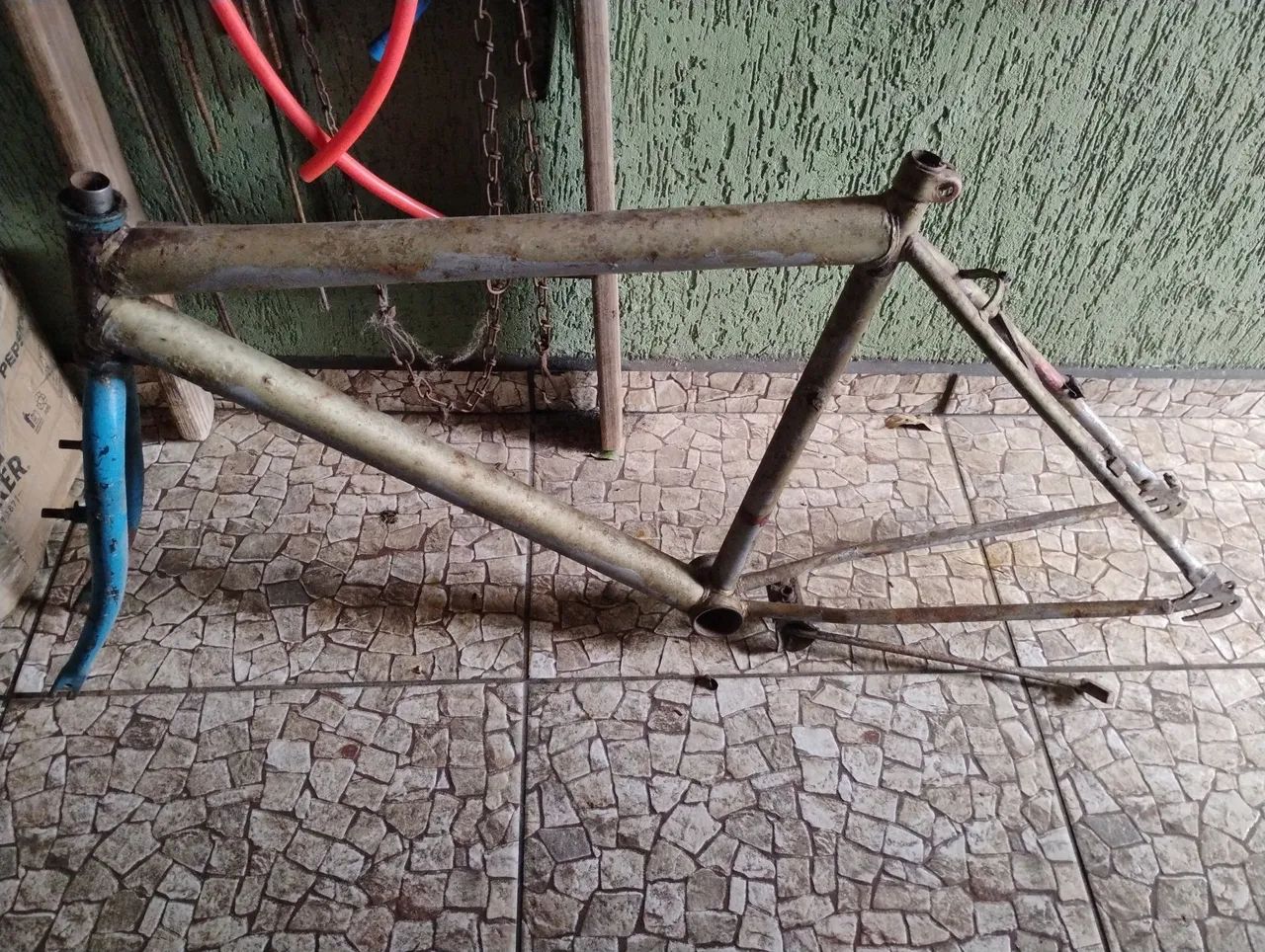 Quadro com garfo e pezinho usado  - Foto 2