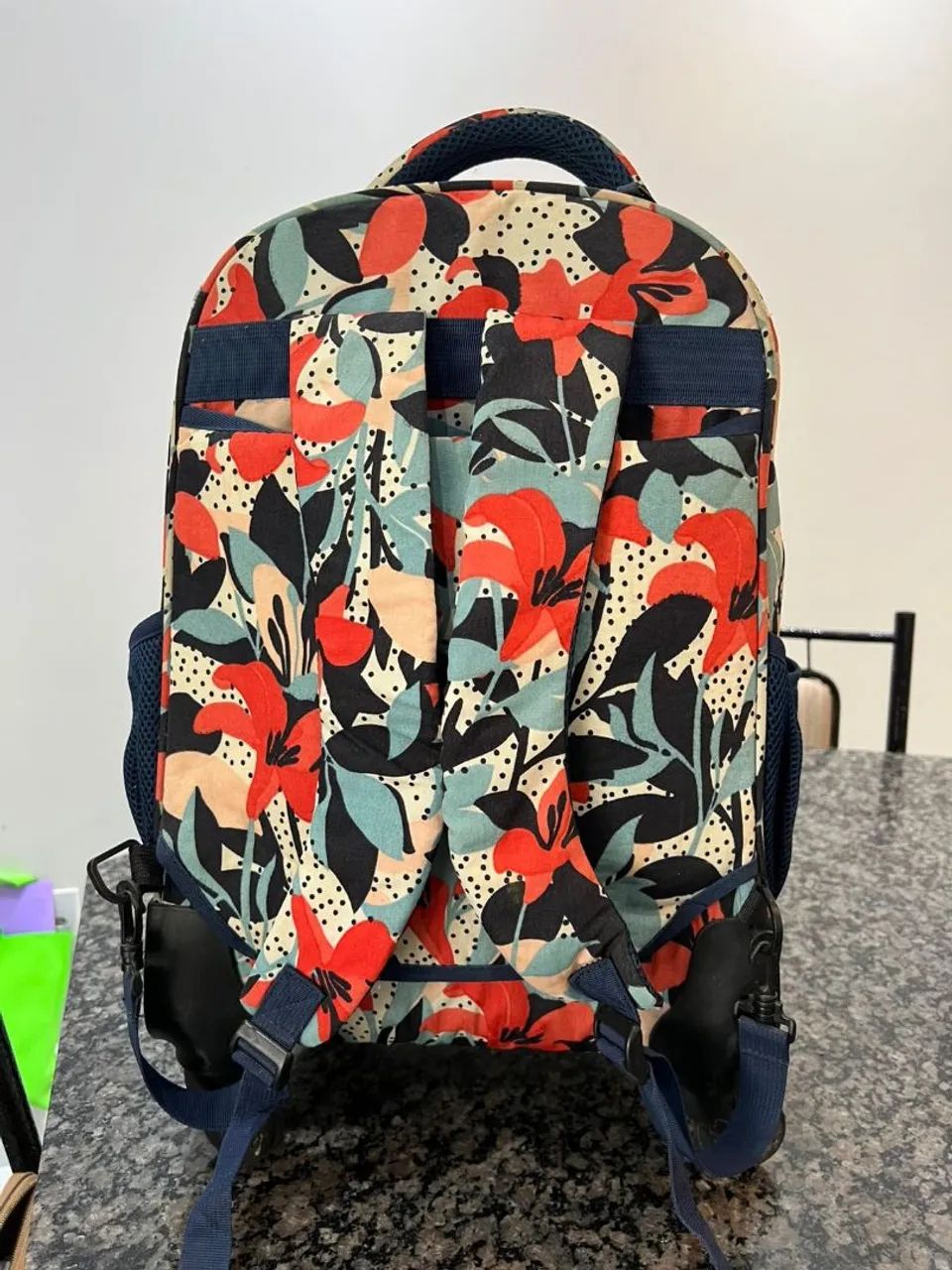 Mochila de costas e de chão  - Foto 2