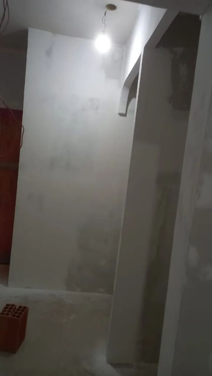 Gesseiro e decorado e piso laminado... gesso liso , forró de Draywll e PVC  - Foto 3