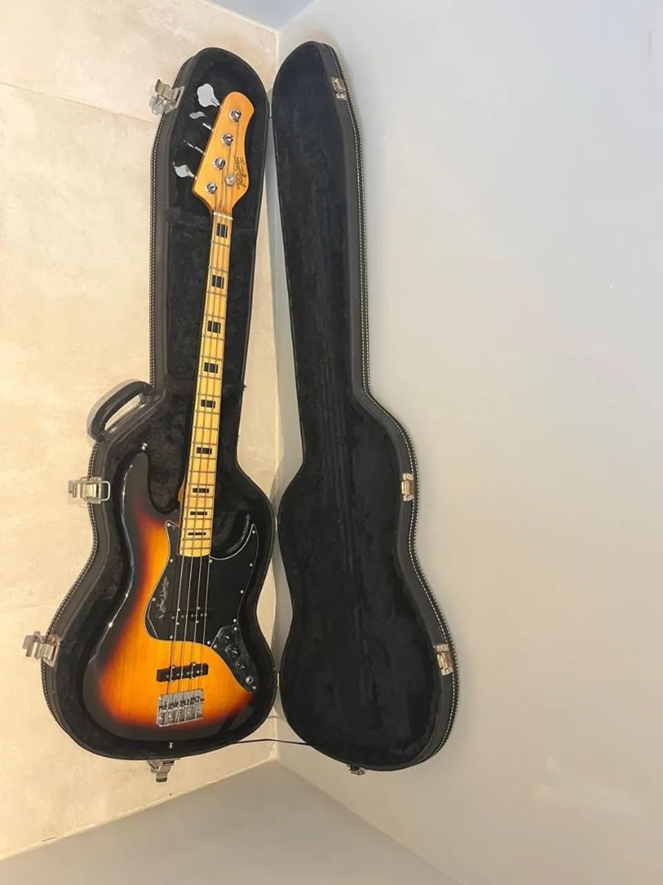 Jazz Bass Tagima TJB4 Classic  Sunburst  Brinde Hard Case