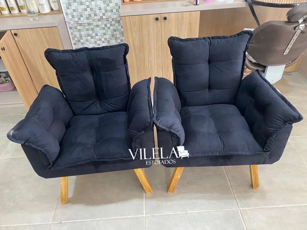 Poltronas elegantes e confortáveis65104742701955123