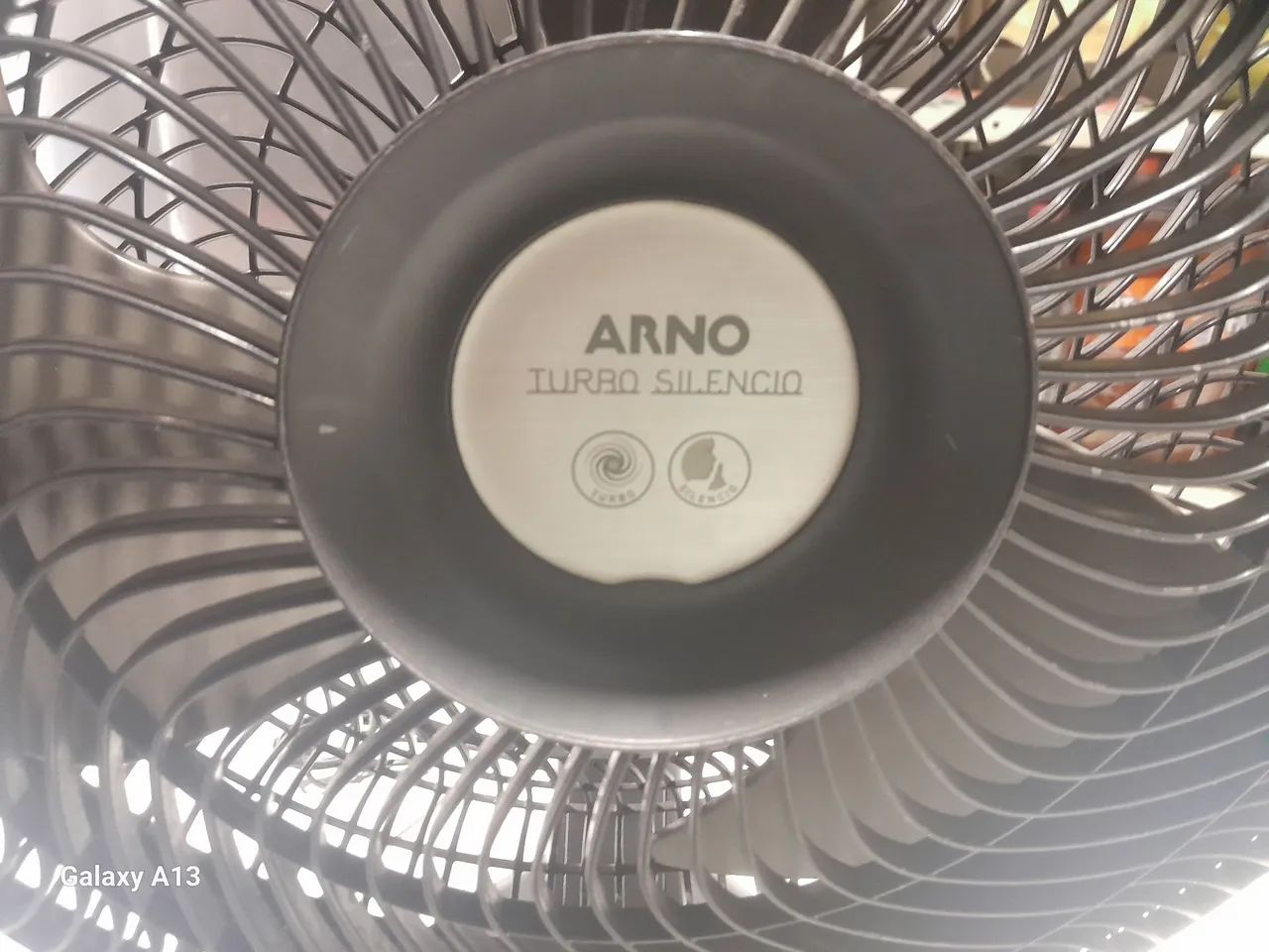 Vendo ventilador ARNO TURBO SILENCIO Muito  top - Foto 6