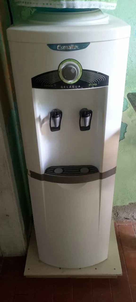 Purificador de Água Esmaltec Gelágua