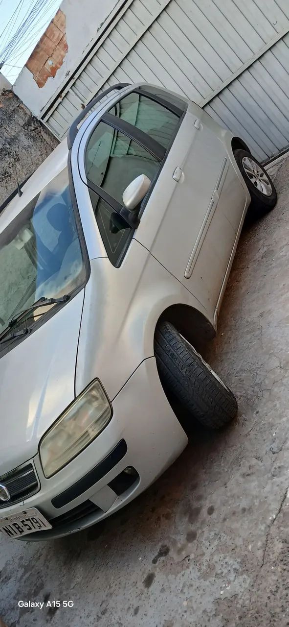 Vendo carro Fiat ideia . - Foto 2