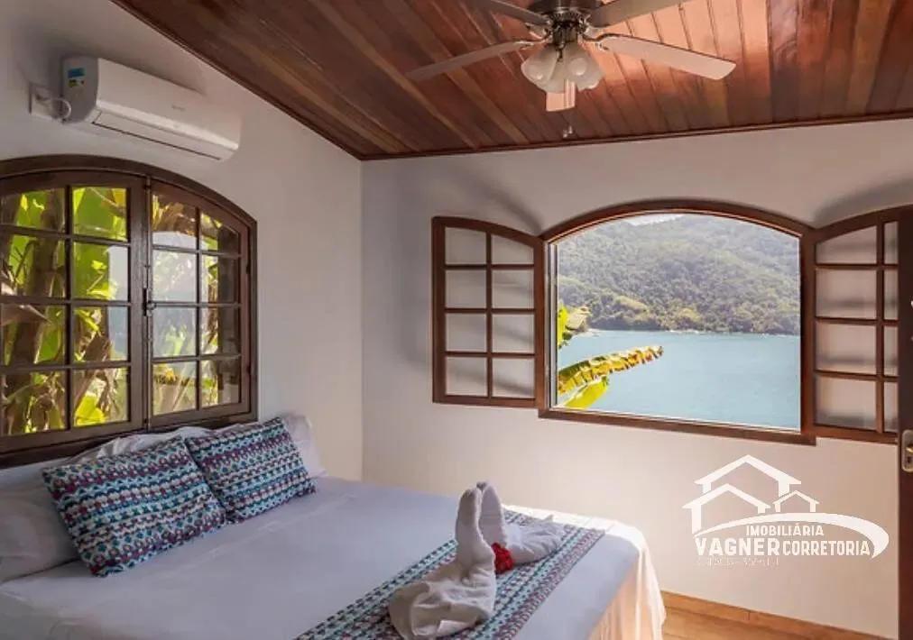 Pousada em Ilha Grande- RJ á venda.