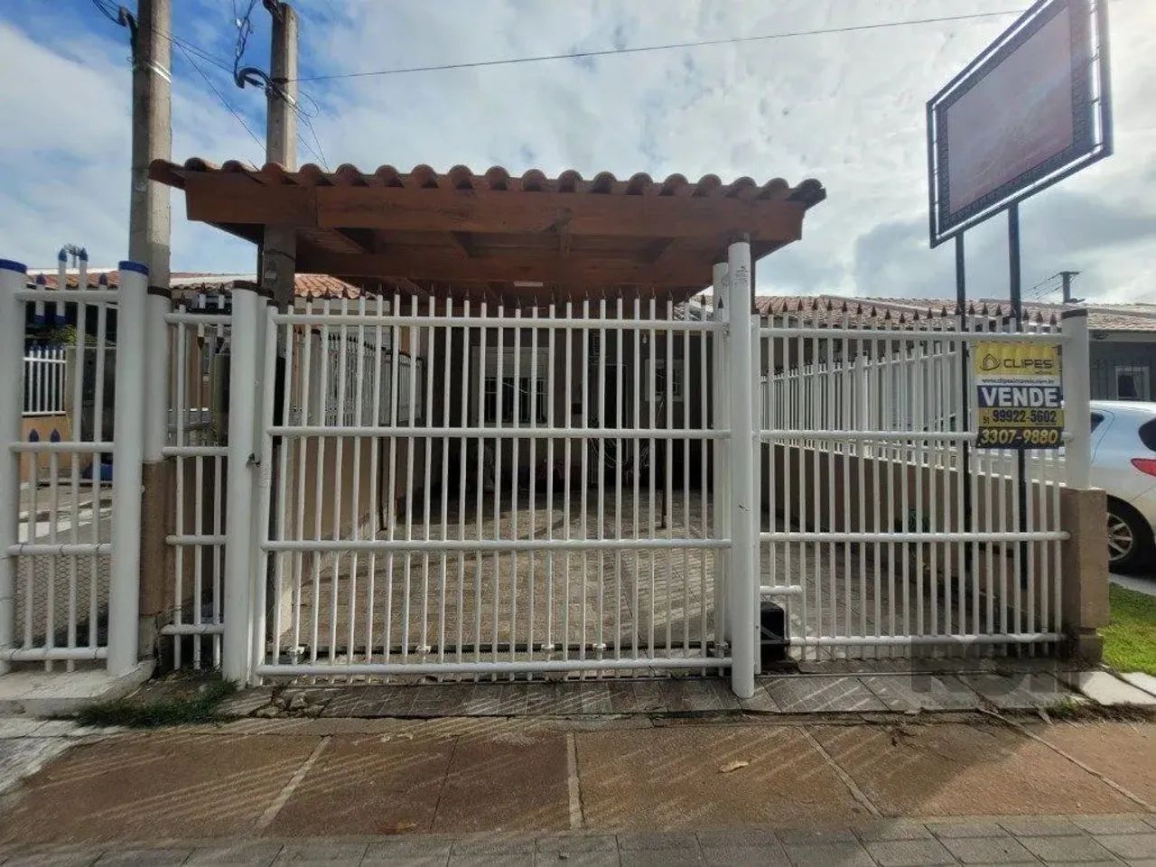 Casa 2 dormitórios à venda Restinga Porto Alegre/RS