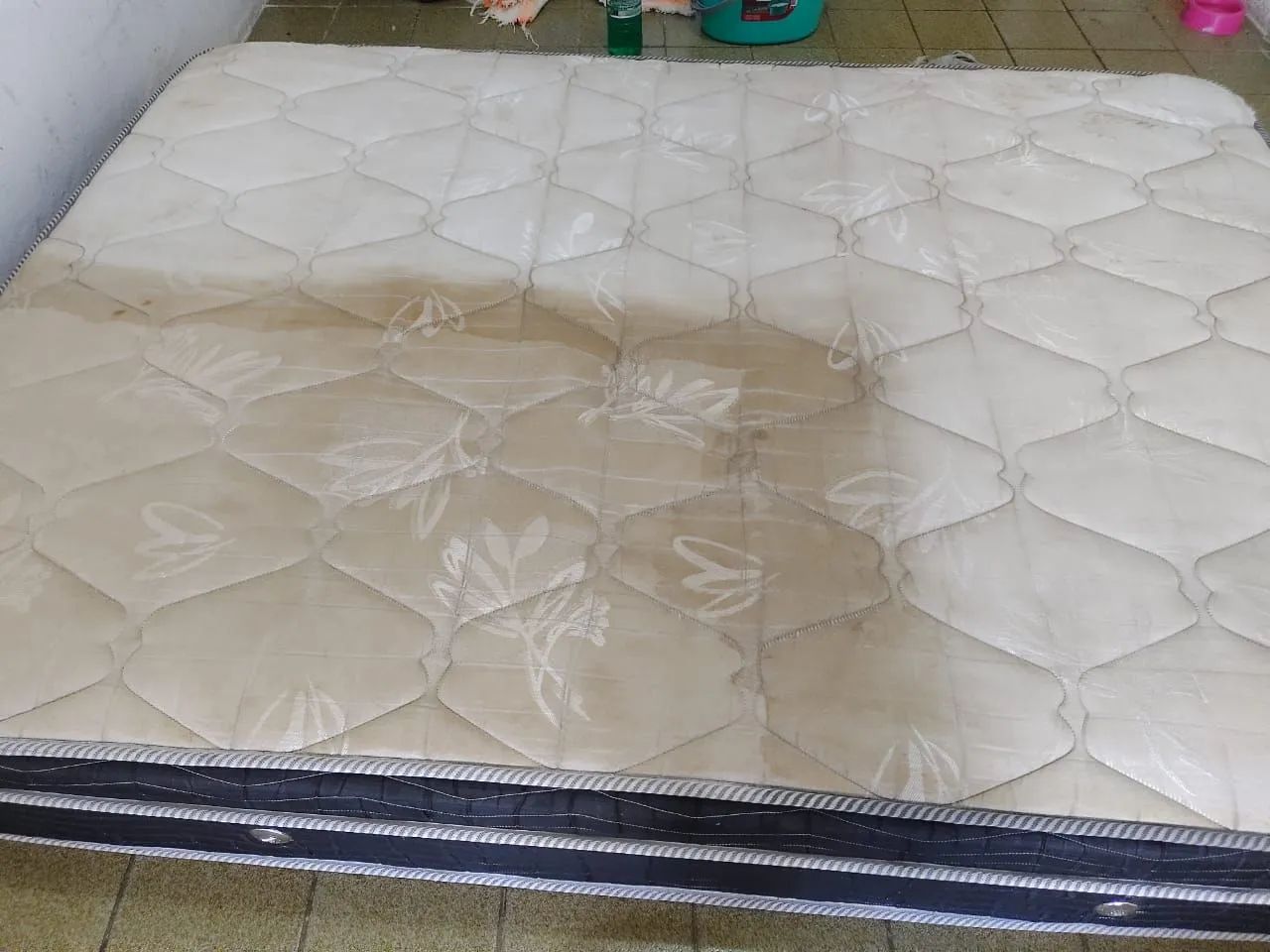 Lavagem de estofados.