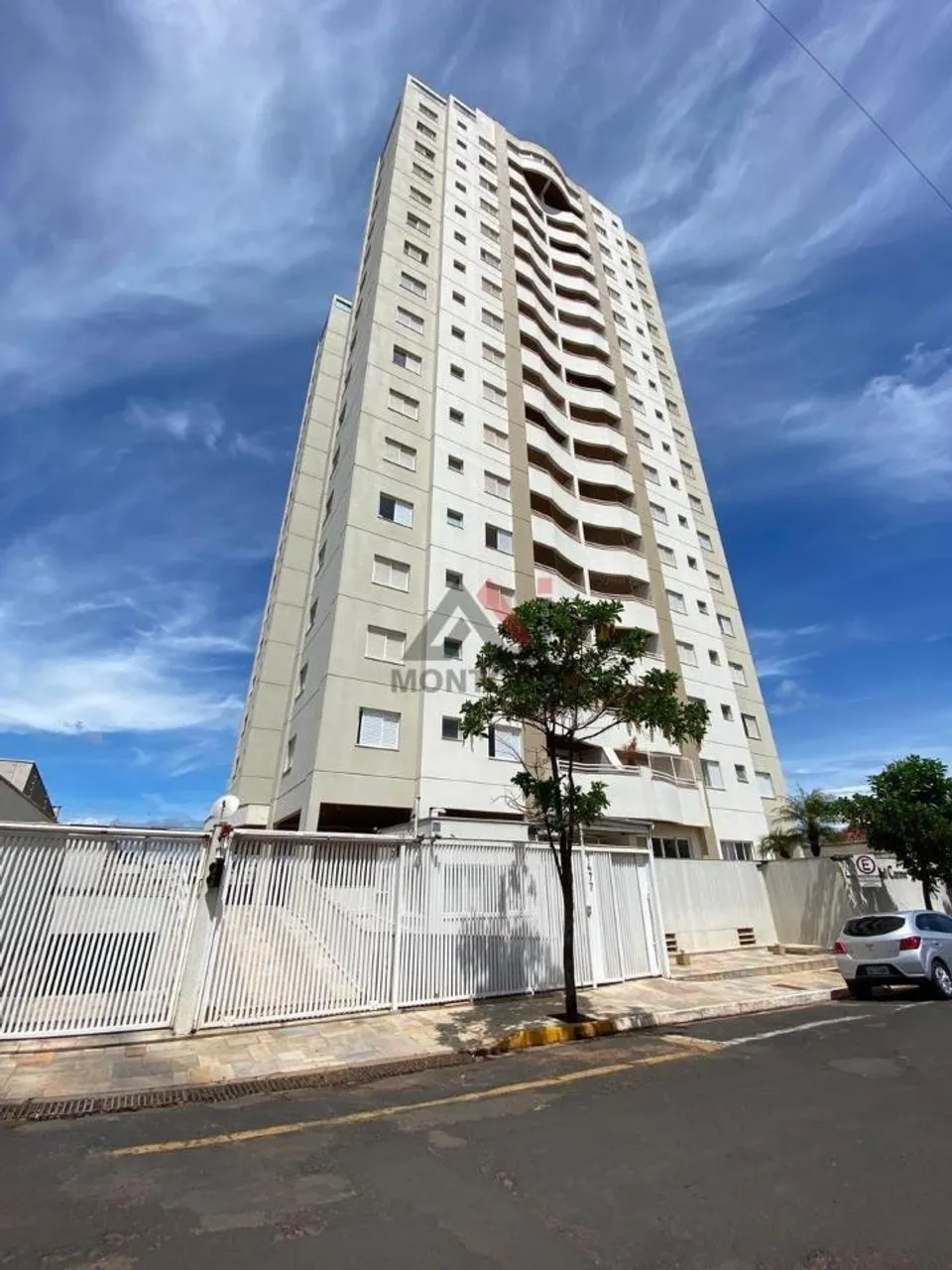 Venda de Apartamentos / Padrão na cidade de Araraquara