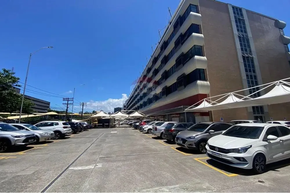 Sala comercial 27m2 em localização privilegiada no Itaigara