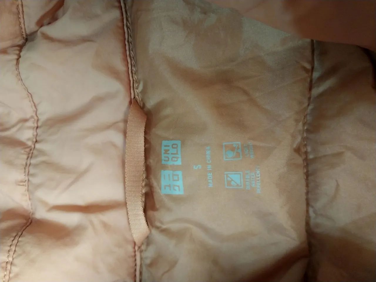 Casaco de inverno Uniqlo - Foto 2