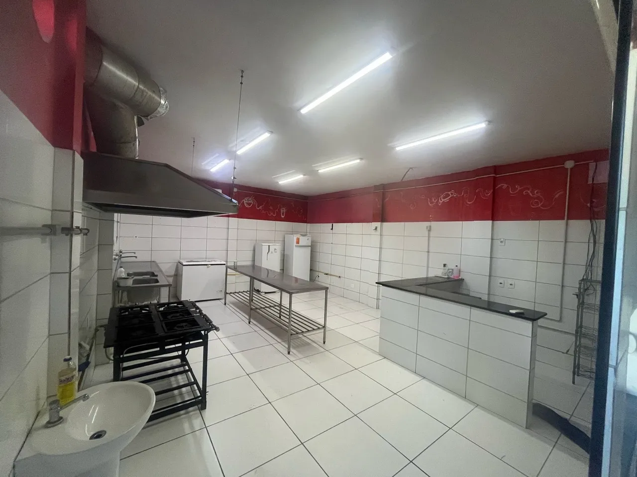 ALUGA-SE COZINHA INDUSTRIAL - IDEAL PARA DELIVERY!
