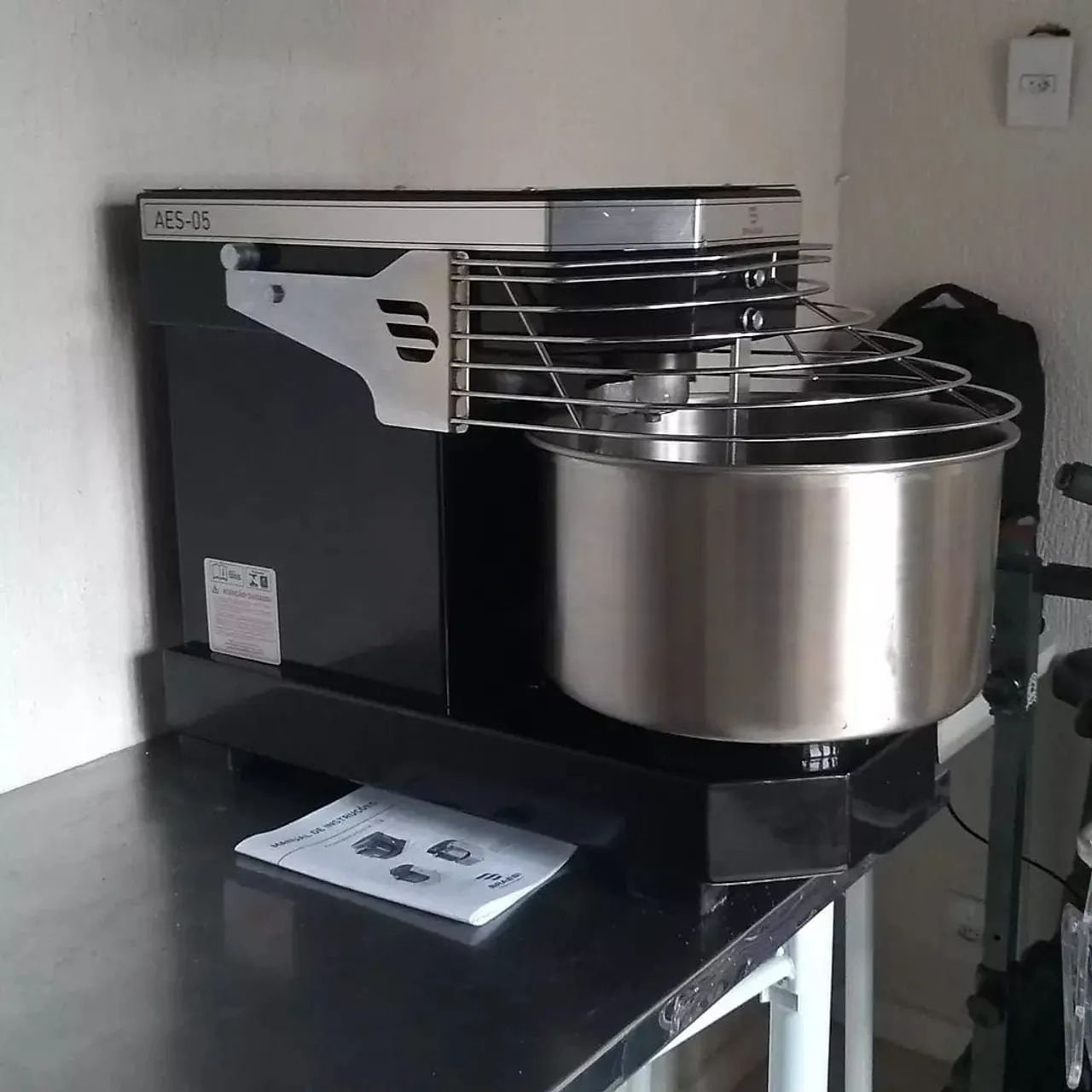 Amassadeira Industrial espiral 5Kg Braesi - Marcos