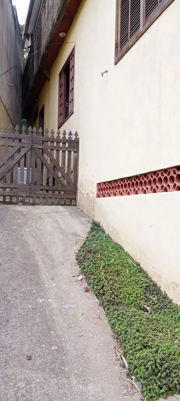 Casa térrea (tipo apartamento) no Mosela - Petrópolis