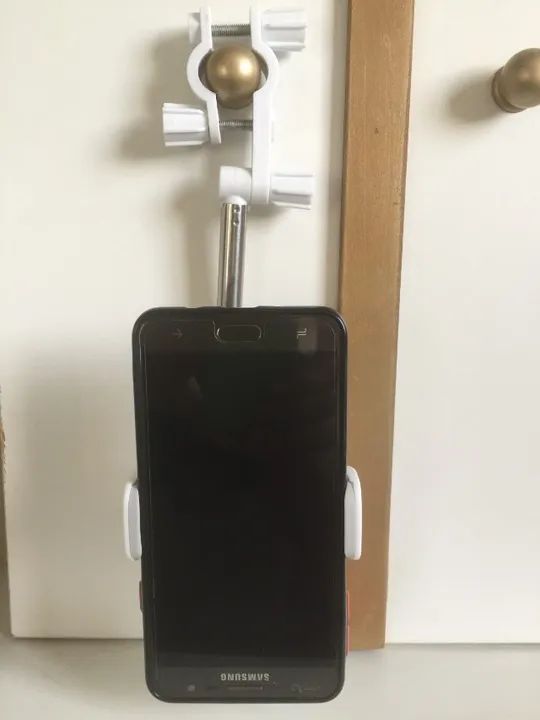 Suporte de Celular para retrovisor de carro  - Foto 4