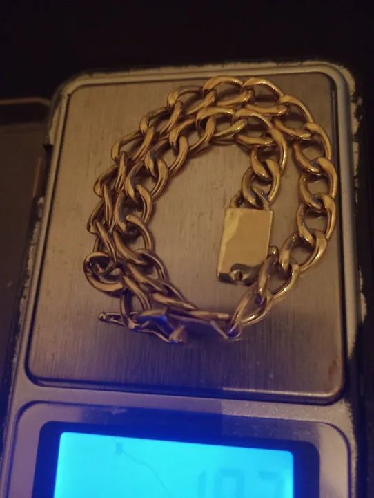 Pulseira de Ouro 18/750 modelo grumet com 22 cm  e 10.7 g. .4590 reais watts 15- * 