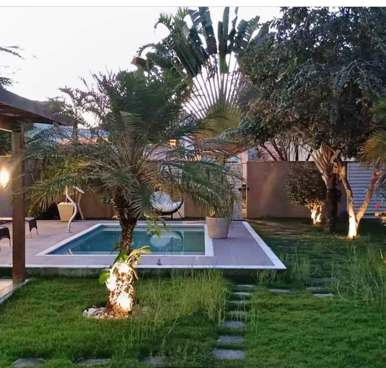 VENDO CASA OUTEIRO DA GLORIA