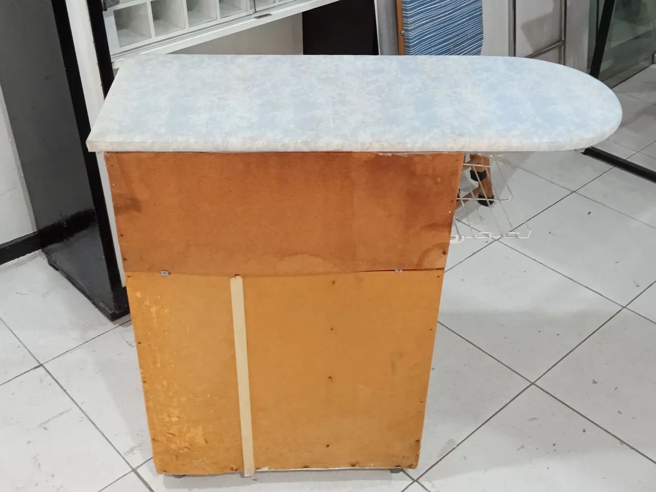 Tábua de Passar Roupa com Armário em MDF  - Foto 4
