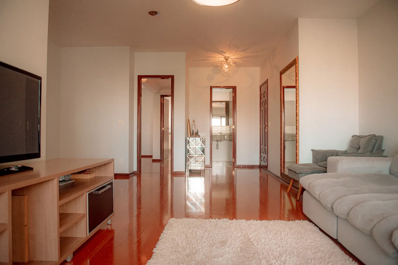 Apartamento 4 suítes 