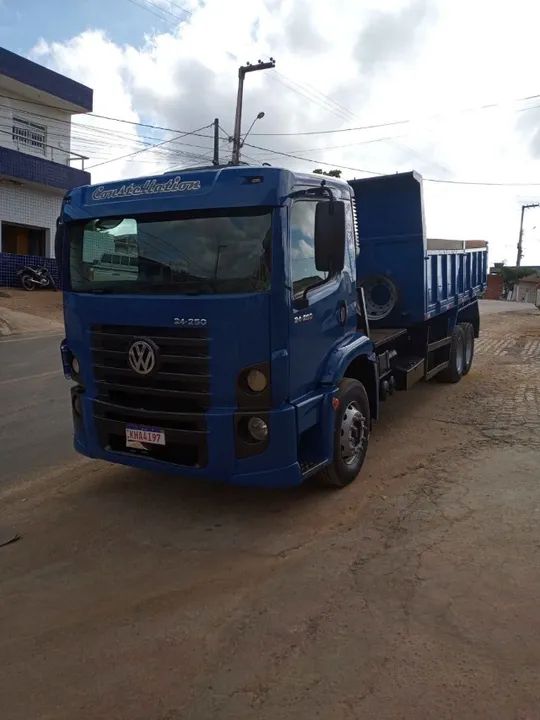 Vw  24250 6x2 ano 2011 C/Caçamba ! - Foto 2