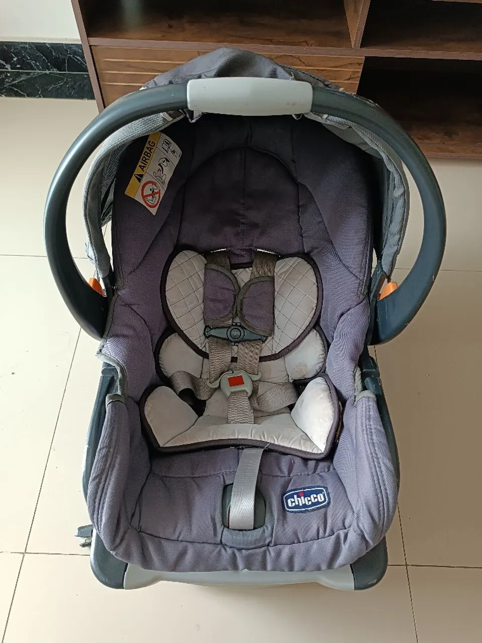 Bebê Conforto Chicco com base isofix