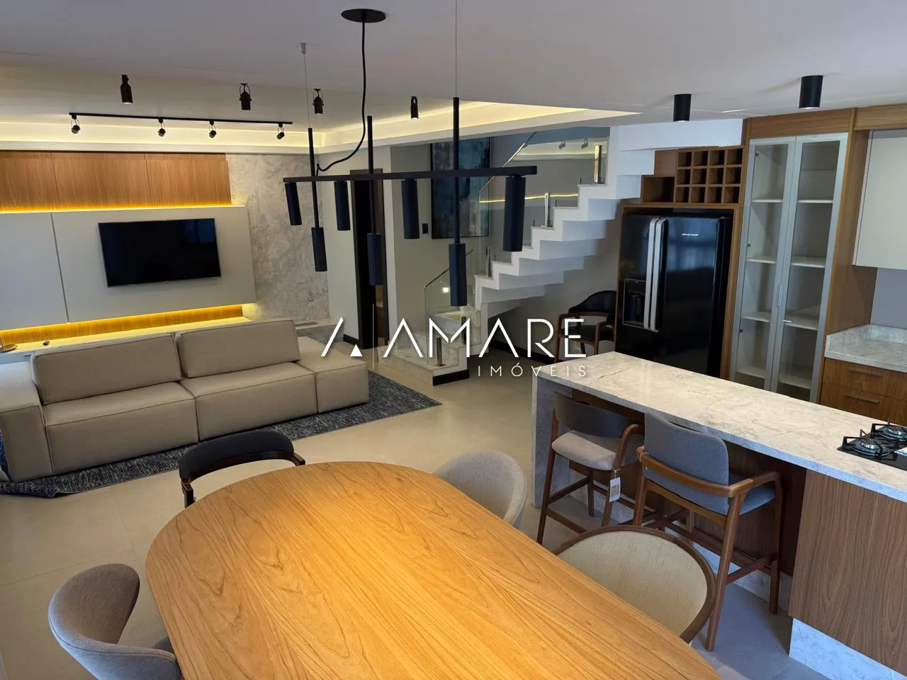 SOBRADOS A VENDA EM CONDOMINIO - NAO GEMINADOS - 03 SUITES- DE 191 a 195M2 - SANTA FELICID