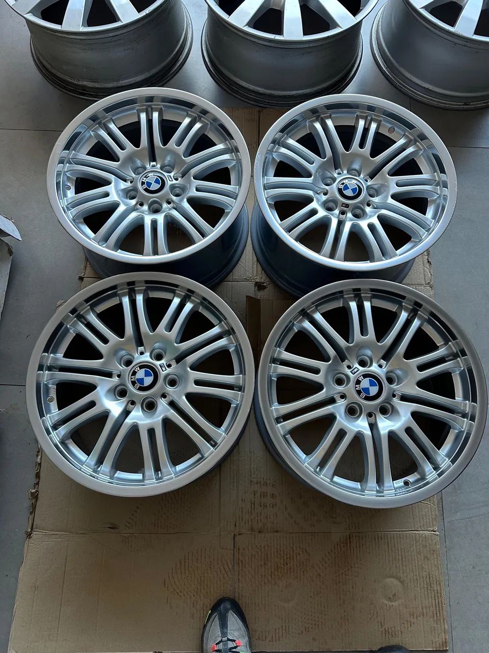 Rodas BMW E46 originais aro 18  - Foto 3