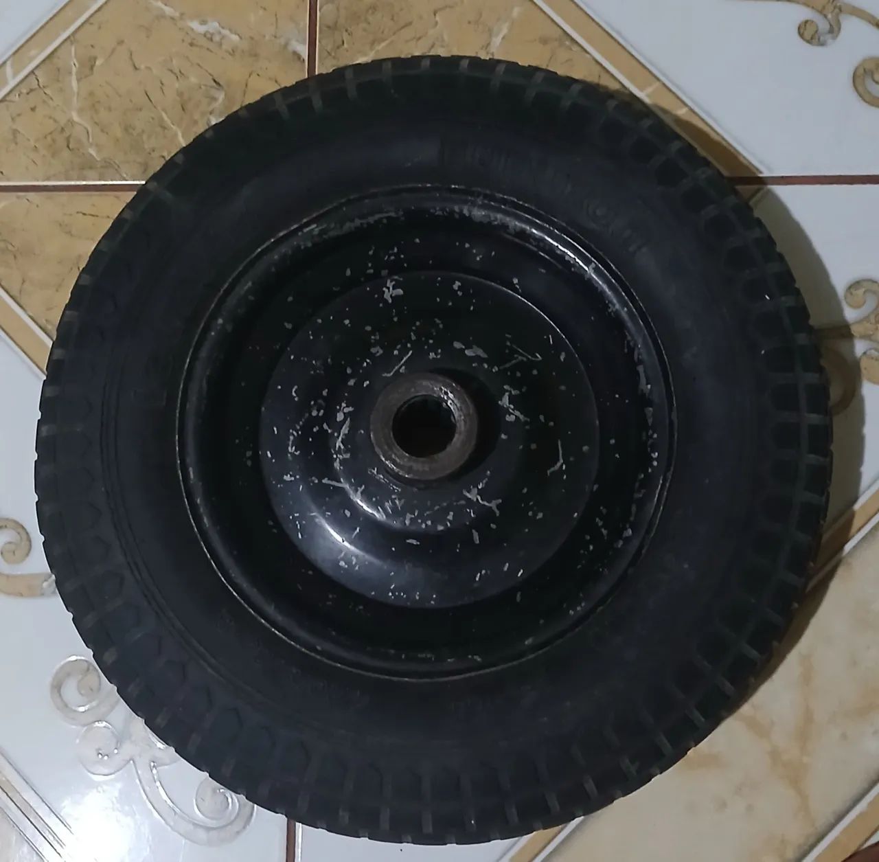 Pneu para carrinho de mão - Foto 4