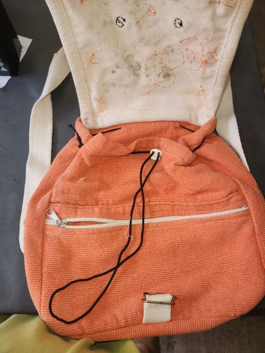 Mochila Hello Kitty - Laranja - Foto 2