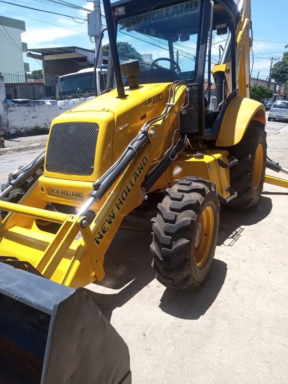 Trator New Holland L110 - Foto 2