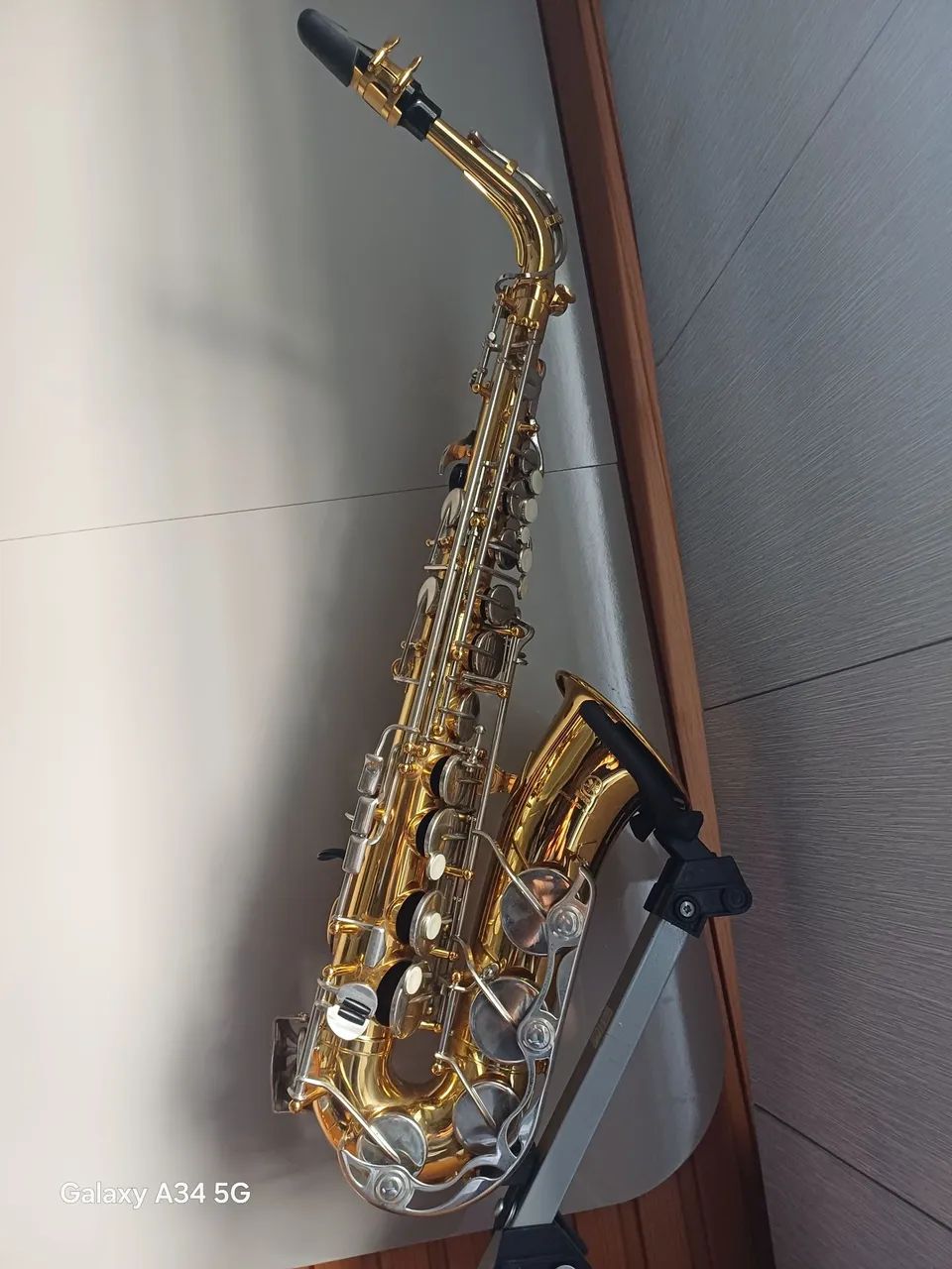 Saxofone Alto em ótimo estado - Foto 5
