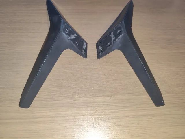 Peça De Suporte Pé Base Para Tv Philips 32phg4900/78 - Foto 2