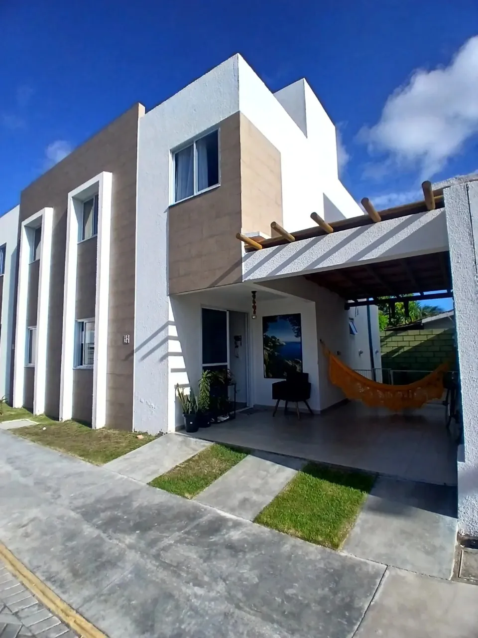 Alugo Duplex Mobiliado no Francês - 3 Qtos, Piscina e Churrasqueira