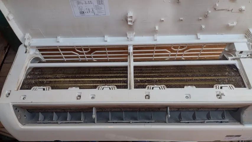 Limpeza e Manutenção de Ar-Condicionado Em defesa da Qualidade do Ar.