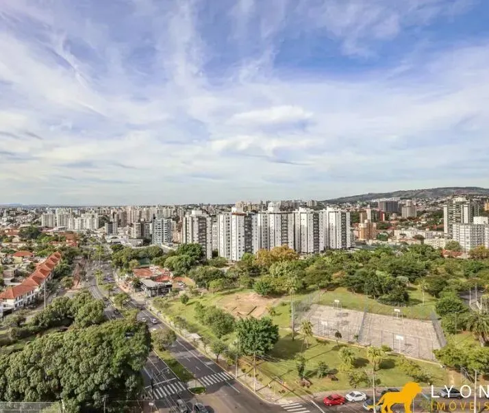 Apartamento à venda no bairro Passo D'areia - Porto Alegre/RS