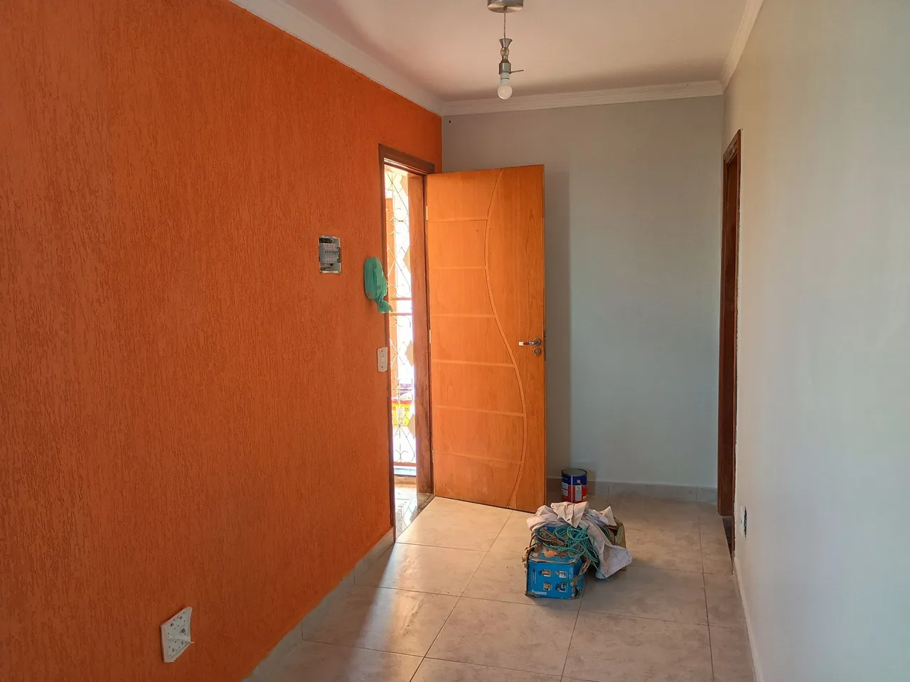Alugo apto. 1 quarto, Riacho Fundo II, QN 16, cobertura.