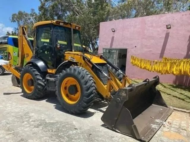 Retroescavadeira Jcb 4cx Ano 2018