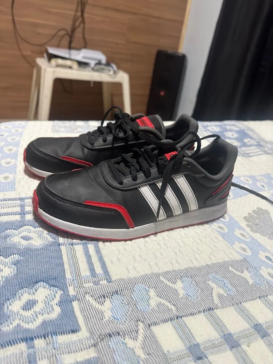 Tênis Adidas original importado 