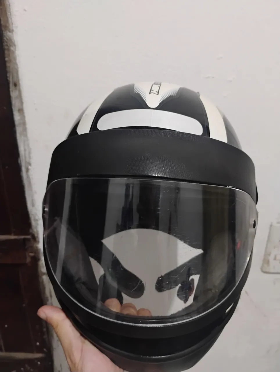 Capacete modelo San Marino, menor preço 60$