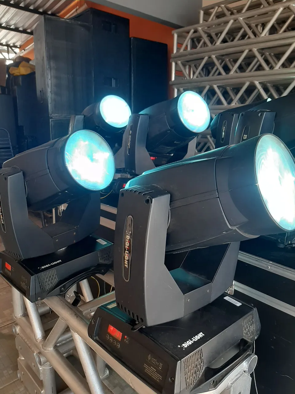 Moving Head Digi-Light B 300w