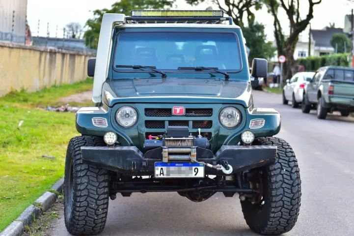 Troller T-4 T-4 4x4 3.0 TB Int. Cap. Rígida Diesel 2010