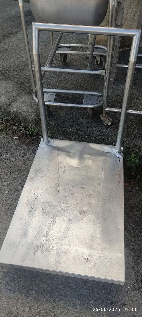 Carrinho INOX plataforma 80x55centimetros"LEIA" - Foto 2